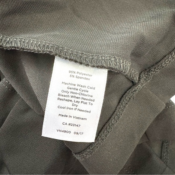 TALBOTS WOMENS XS BLACK WHITE ELBOW-SLEEVE TIE SMOOTH JERSEY DRESS BUSINESS EUC! - Picture 11 of 15